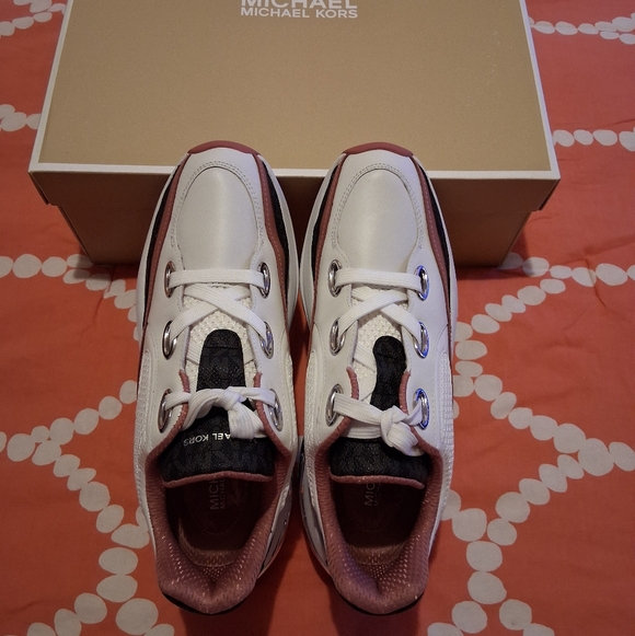 Michael Kors Toni Trainer Sneakers - Picture 7 of 12